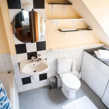 4-room With Aircon And Balcony Free Parking Budapesta