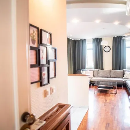 4-room With Aircon And Balcony Free Parking * Budapesta