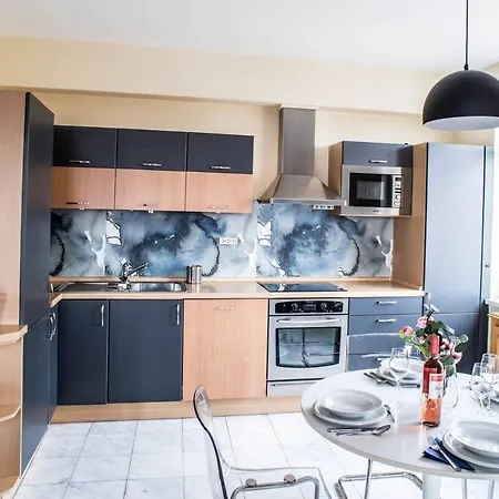 Apartament 4-room With Aircon And Balcony Free Parking Budapesta