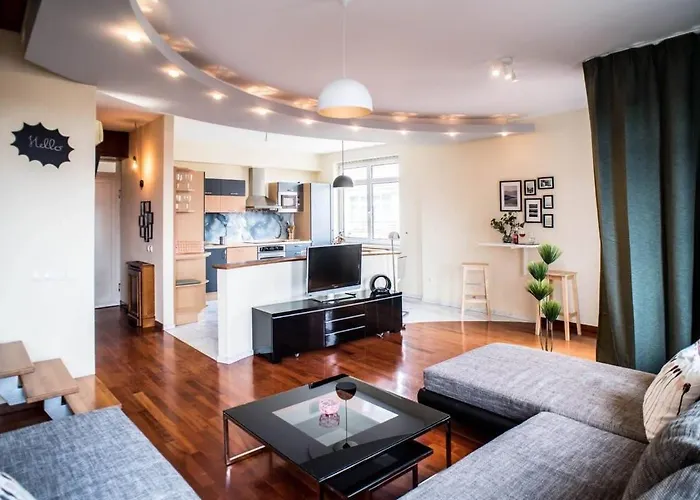 4-room With Aircon And Balcony Free Parking Apartamento Budapest